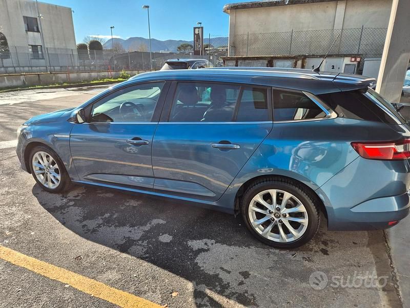 Usata Renault Mégane GrandTour Bose Edition 110 CV (80 kW) 2018 Blu Station wagon