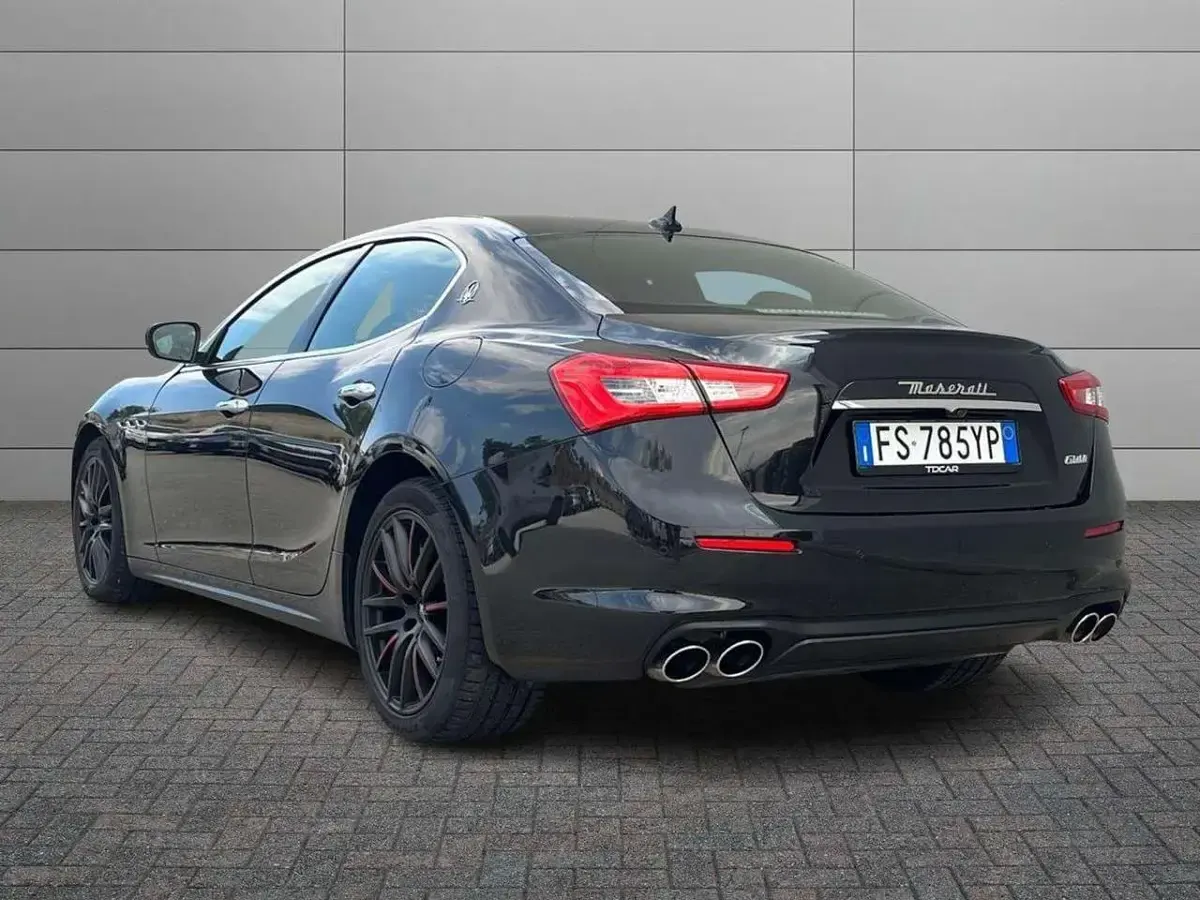 Usata Maserati Ghibli 275 CV (202 kW) 2018 Nero Berlina