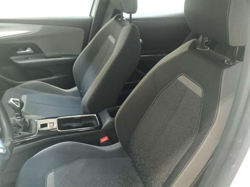 Usata Opel Mokka Elegance 110 CV (80 kW) 2023 Bianco SUV