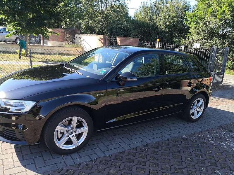 Usata Audi A3 Ambiente 110 CV (80 kW) 2018 Nero Berlina