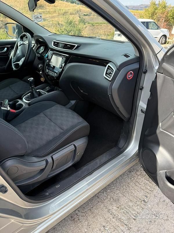 Usata Nissan Qashqai 131 CV (96 kW) 2015 SUV