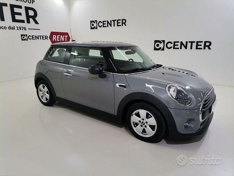 Usata Mini Cooper 136 CV (100 kW) 2020 Grigio Utilitaria