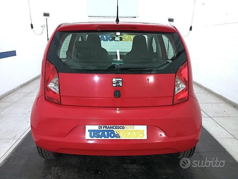 Usata Seat Mii Reference 68 CV (50 kW) 2014 Rosso Utilitaria