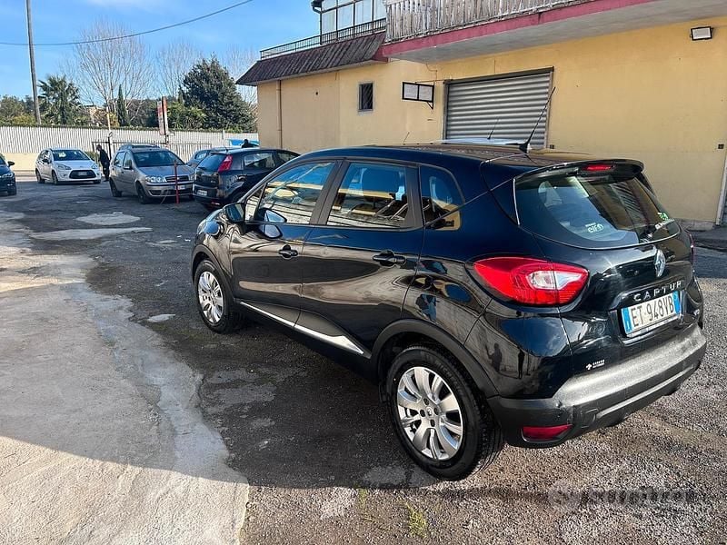 Occasion Renault Captur 90 ch (66 kW) 2014 Noir SUV