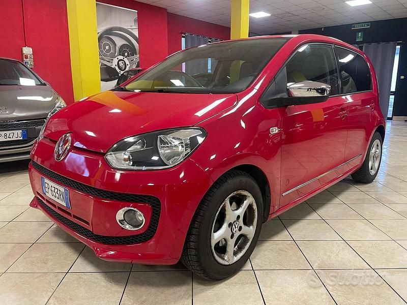 Usata VW up! high up! 75 CV (55 kW) 2012 Rosso Utilitaria