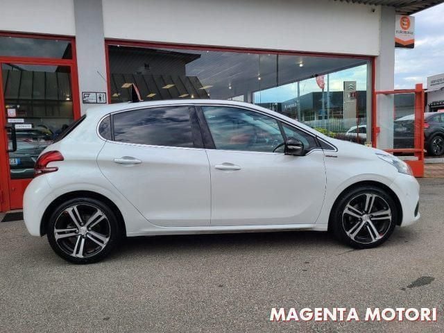 Usata Peugeot 208 S 110 CV (80 kW) 2016 Bianco perlato Utilitaria