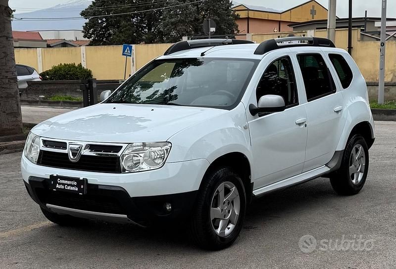 Usata Dacia Duster Lauréate 107 CV (78 kW) 2012 Bianco SUV