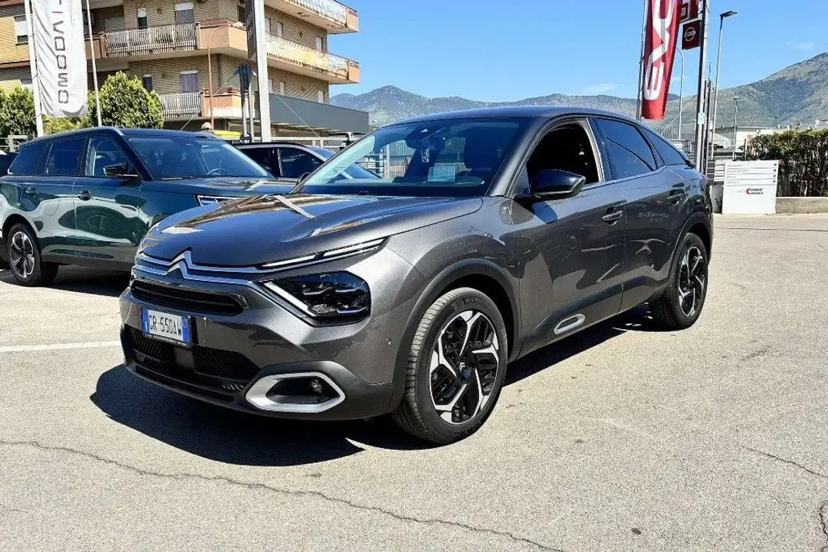 Usata Citroën C4 Shine 131 CV (96 kW) 2023 Antracite SUV