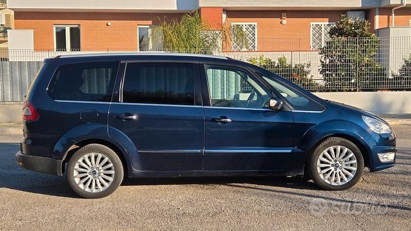 Usata Ford Galaxy Titanium 163 CV (119 kW) 2012 Blu Monovolume