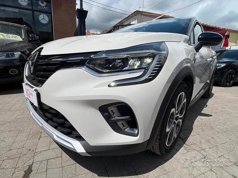 Gebraucht Renault Captur Intens 116 PS (85 kW) 2020 Weiß SUV
