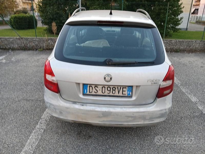 Usata Skoda Fabia 85 CV (62 kW) 2008 Grigio Utilitaria