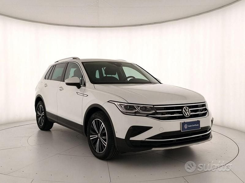 Usata VW Tiguan Elegance 150 CV (110 kW) 2022 Pure white SUV