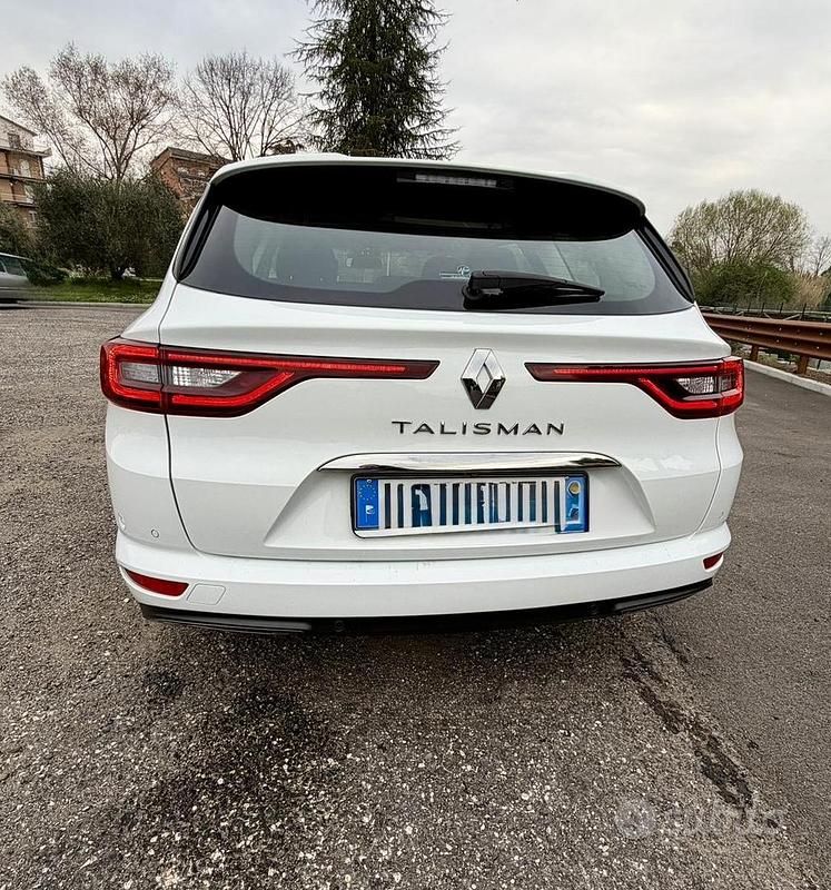 Usata Renault Talisman Business 160 CV (117 kW) 2020 Bianco Station wagon