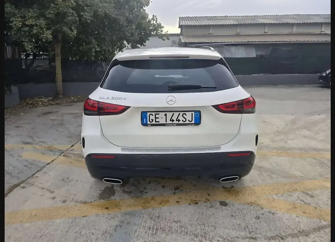 Usata Mercedes GLA200 Premium 150 CV (110 kW) 2021 SUV