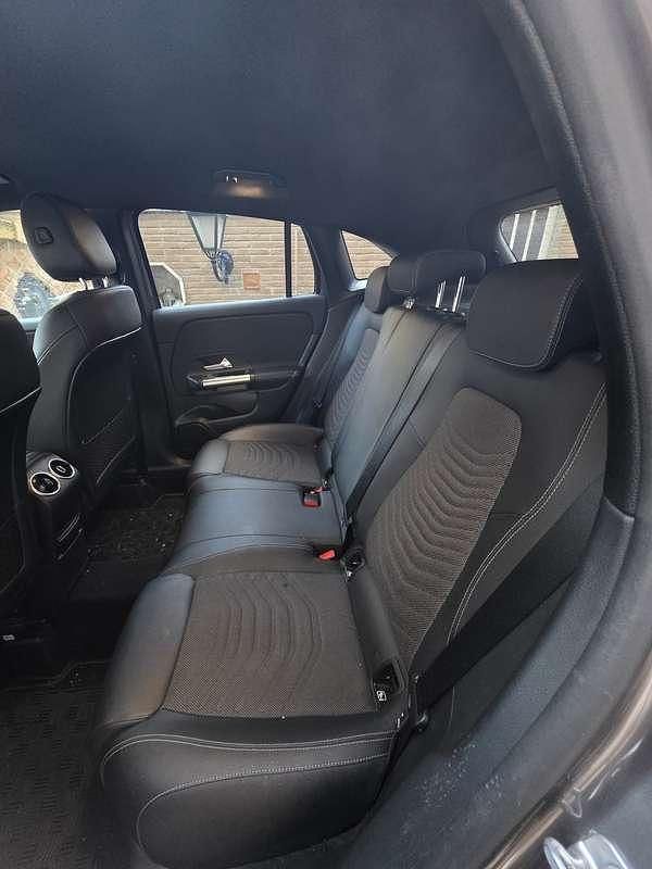 Usata Mercedes GLA200 150 CV (110 kW) 2023 SUV