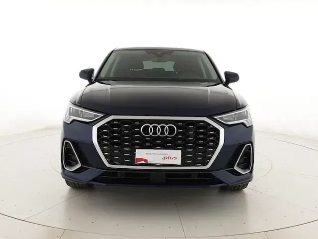 Usata Audi Q3 Sportback S-Line 245 CV (180 kW) 2023 Blu navarra metallizzato SUV