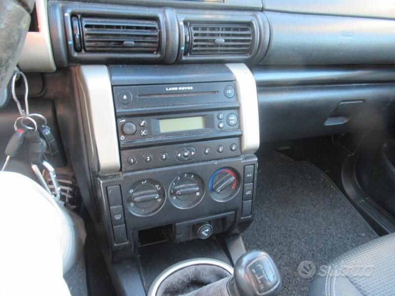 Usata Land Rover Freelander 129 CV (94 kW) 2005 Blu SUV