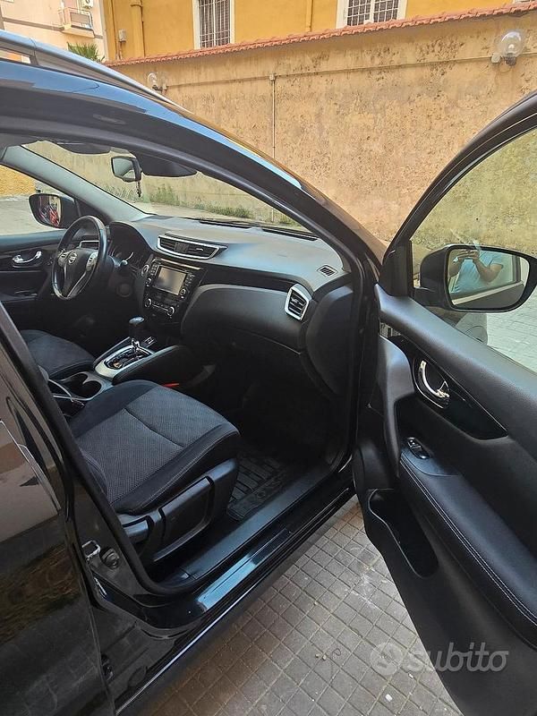 Usata Nissan Qashqai 2018 Nero SUV