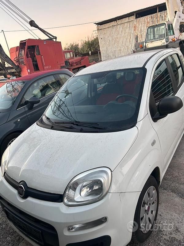 Usata Fiat Panda 69 CV (50 kW) 2016 Bianco Utilitaria