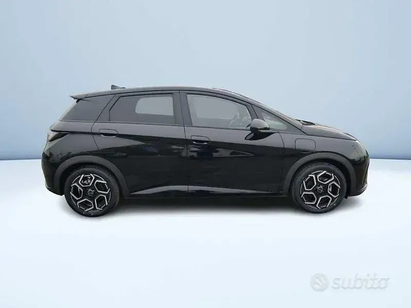 Nuova BYD Dolphin Design 150 kW (204 CV) 2026 Nero Utilitaria