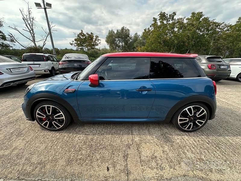 Usata Mini John Cooper Works Essential 255 CV (187 kW) 2022 Blu Utilitaria