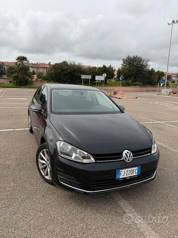 Usata VW Golf VII Trendline 110 CV (80 kW) 2016 Nero Berlina