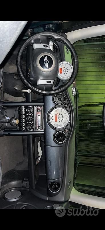 Usata Mini ONE 2003 Verde Utilitaria