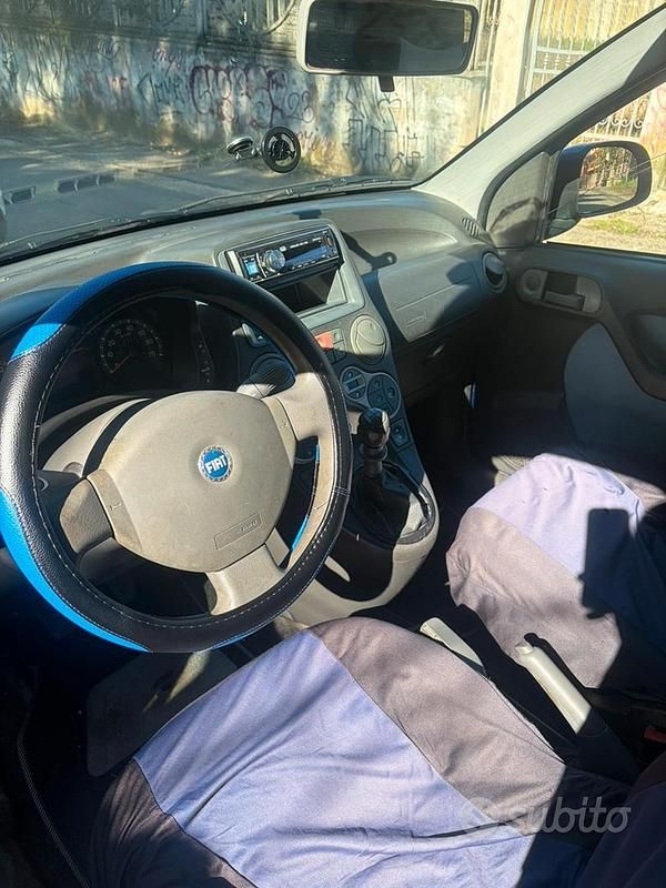 Usata Fiat Panda 69 CV (50 kW) 2007 Blu Utilitaria