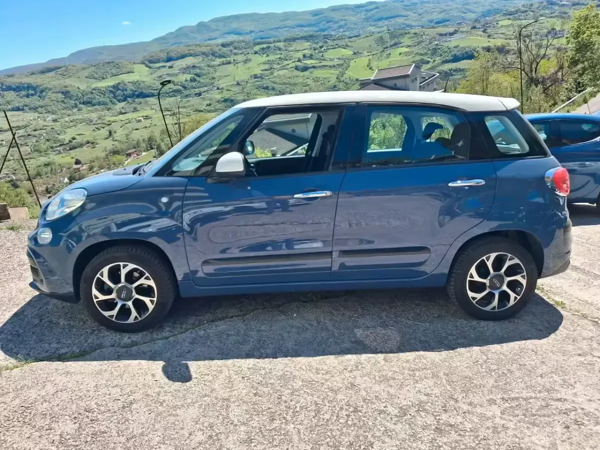 Usata Fiat 500L Business 95 CV (69 kW) 2018 Blu Monovolume