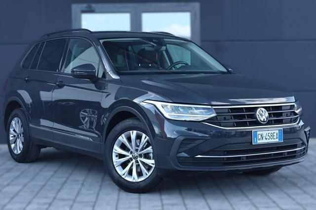 Usata VW Tiguan Life 149 CV (109 kW) 2023 Grigio SUV
