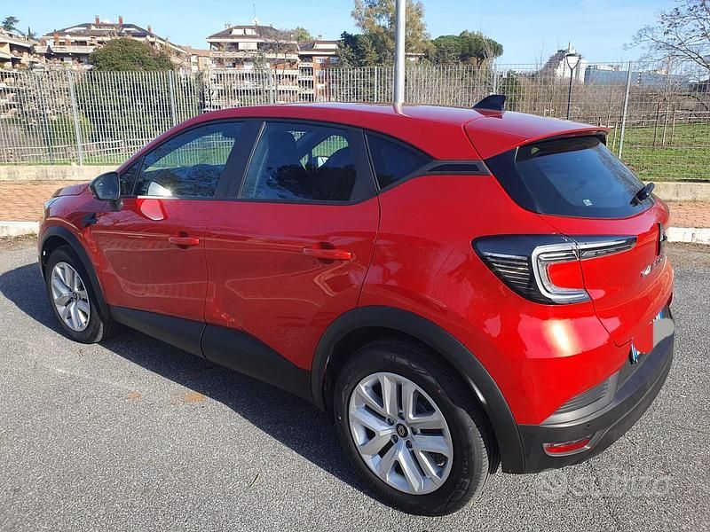 Occasion Renault Captur Evolution 101 ch (74 kW) 2025 Rouge SUV