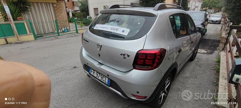 Usata Dacia Sandero 75 CV (55 kW) 2018 Grigio Utilitaria