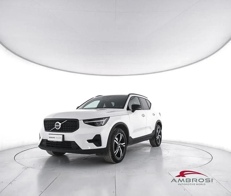 Usata Volvo XC40 Plus 163 CV (119 kW) 2023 Bianco SUV