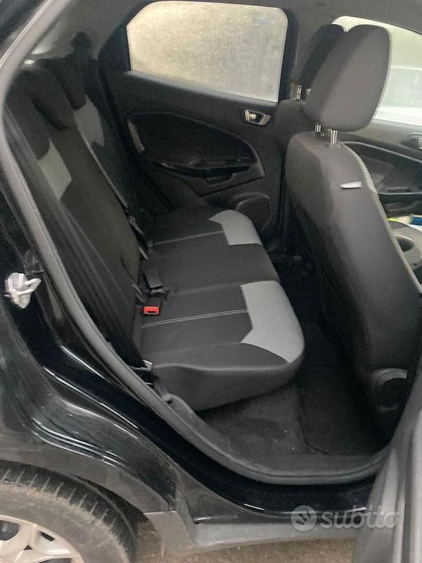 Usata Ford Ecosport 91 CV (66 kW) 2017 Nero SUV