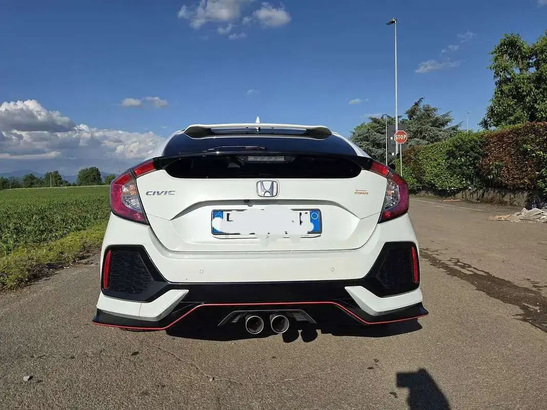 Usata Honda Civic Sport 182 CV (133 kW) 2019 Bianco Berlina