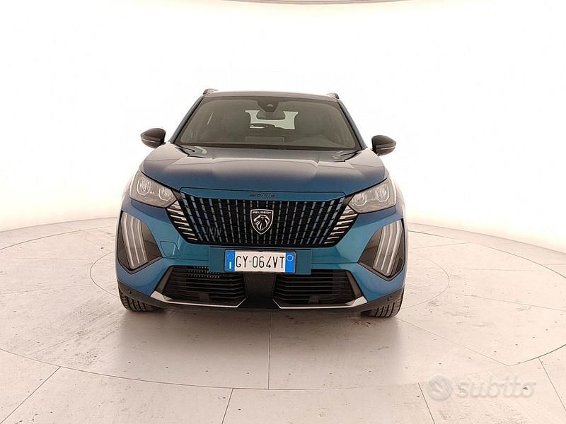 Usata Peugeot 2008 Allure 101 CV (74 kW) 2025 Blu SUV