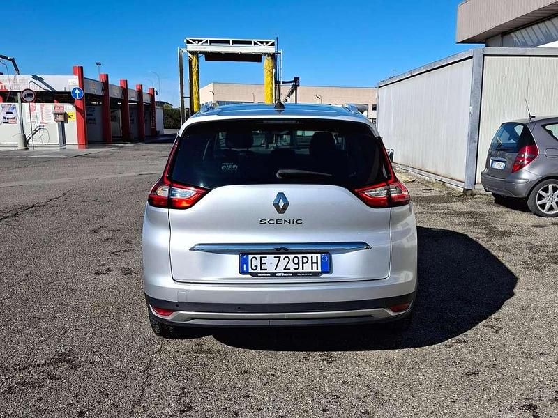 Usata Renault Grand Scénic IV Intens 110 CV (80 kW) 2018 Argento Monovolume