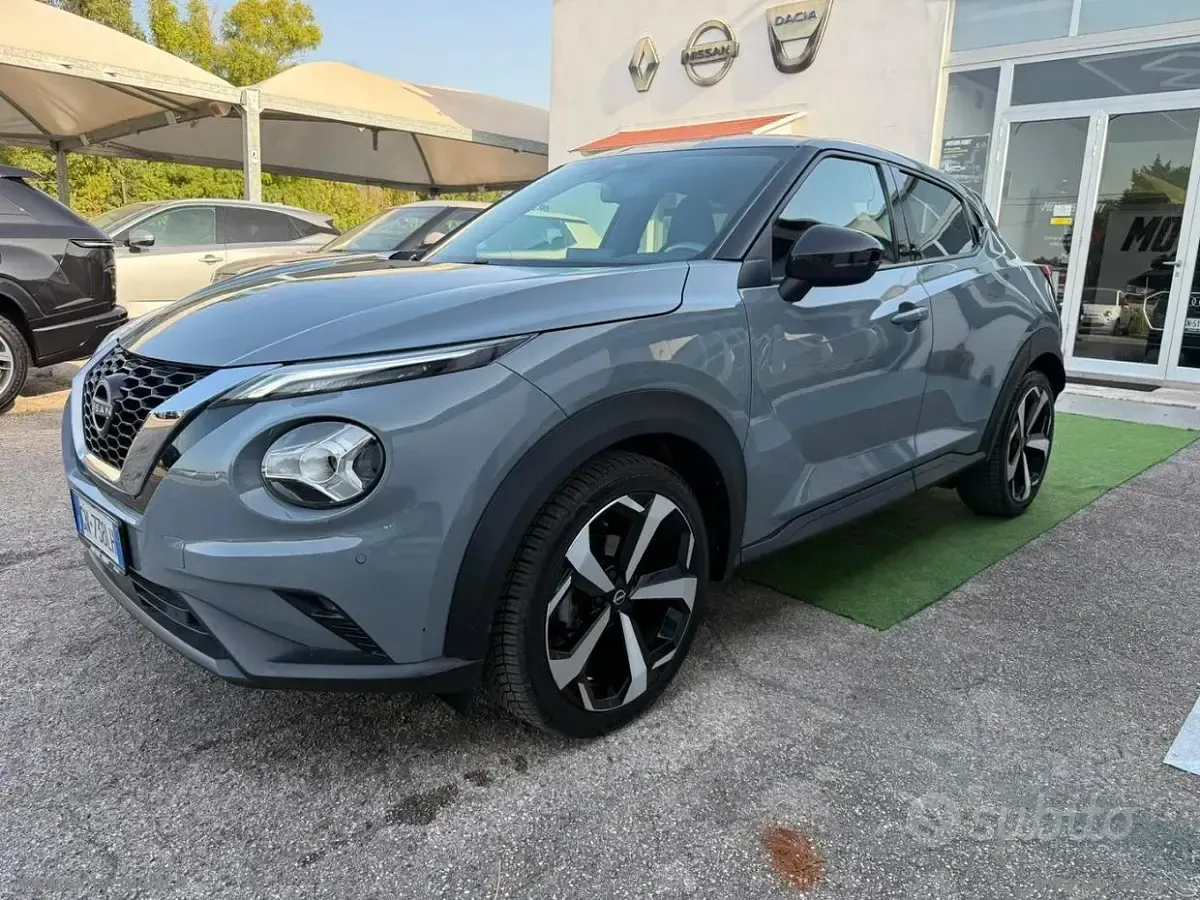 Usata Nissan Juke N-Connecta 114 CV (83 kW) 2023 Grigio SUV