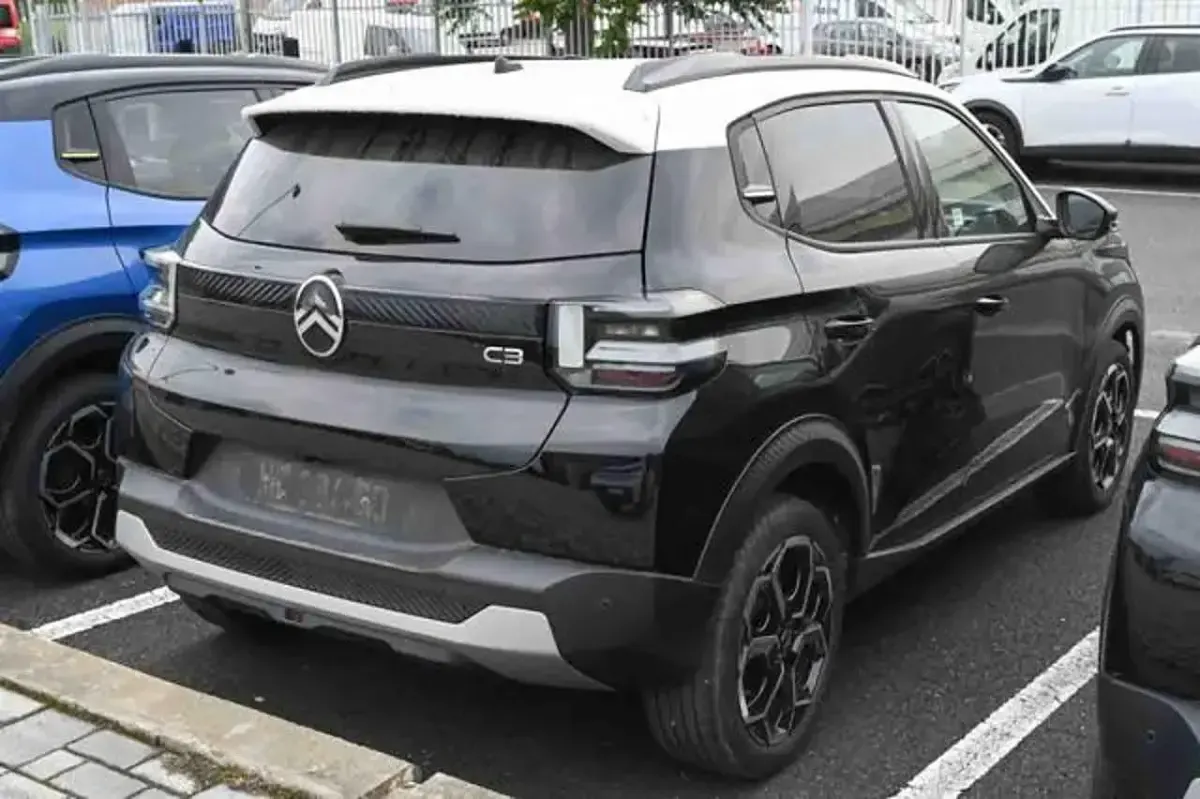 Usata Citroën C3 PureTech 101 CV (74 kW) 2025 Nero SUV