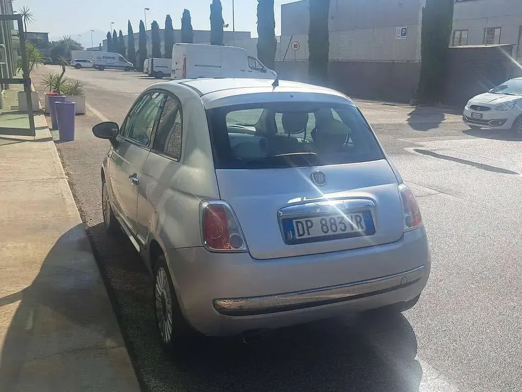 Usata Fiat 500 Lounge 75 CV (55 kW) 2008 Argento Utilitaria