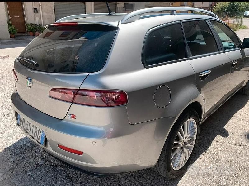 Usata Alfa Romeo 159 136 CV (100 kW) 2012 Berlina