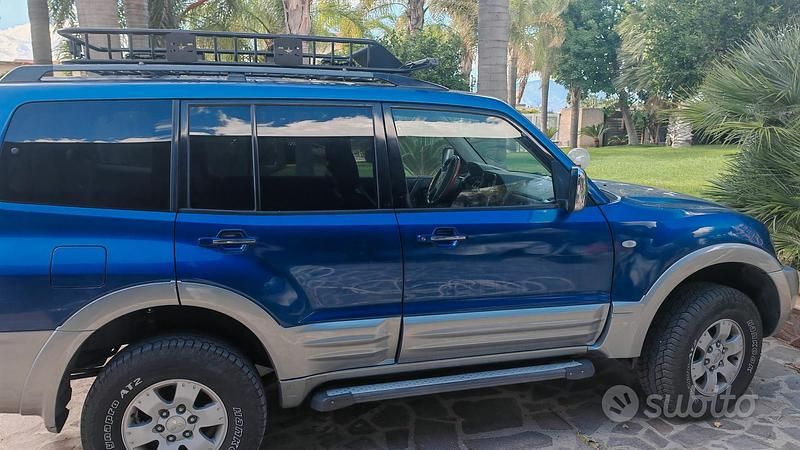 Usata Mitsubishi Pajero 165 CV (121 kW) 2001 Blu SUV