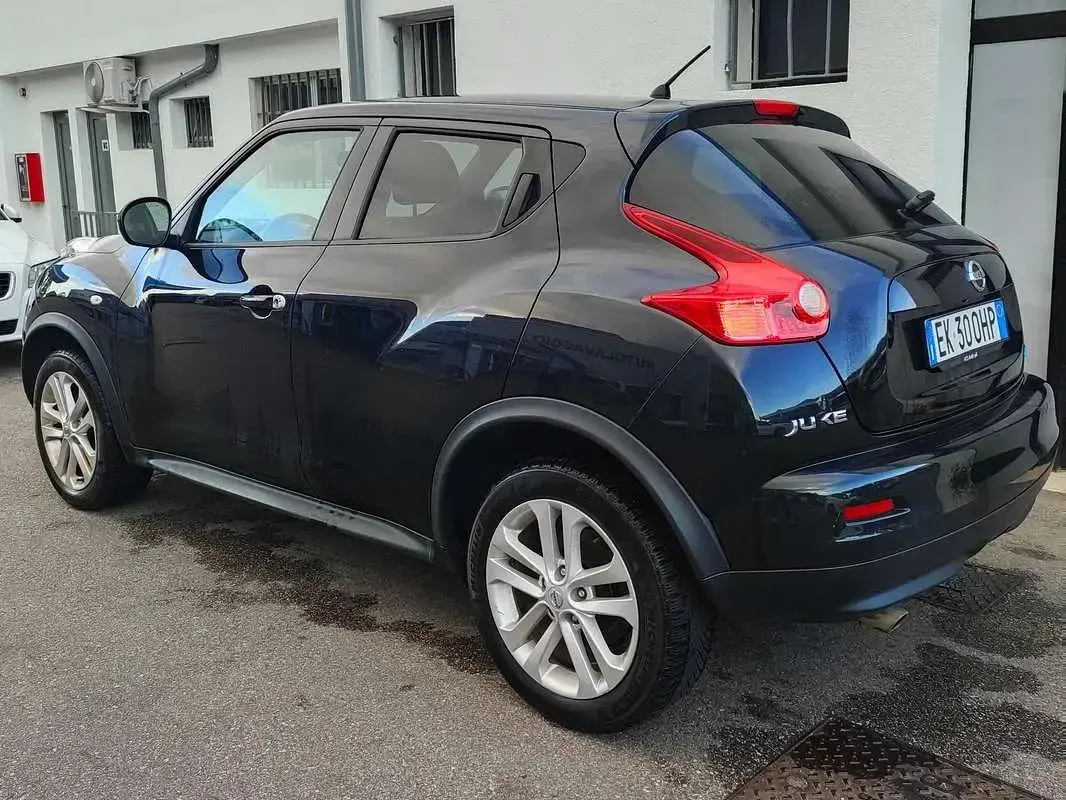 Usata Nissan Juke Tekna 110 CV (80 kW) 2011 Nero SUV