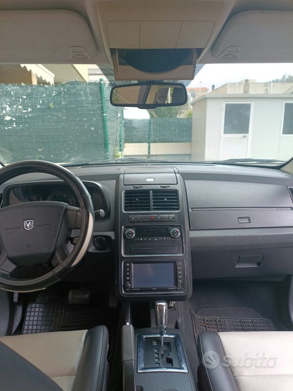 Usata Dodge Journey 140 CV (102 kW) 2008 Verde SUV