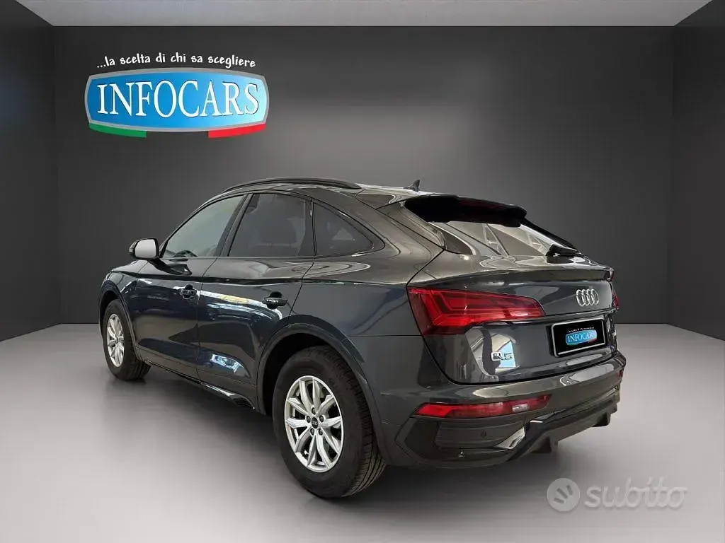 Usata Audi Q5 Business 163 CV (119 kW) 2022 Grigio metallizzato SUV