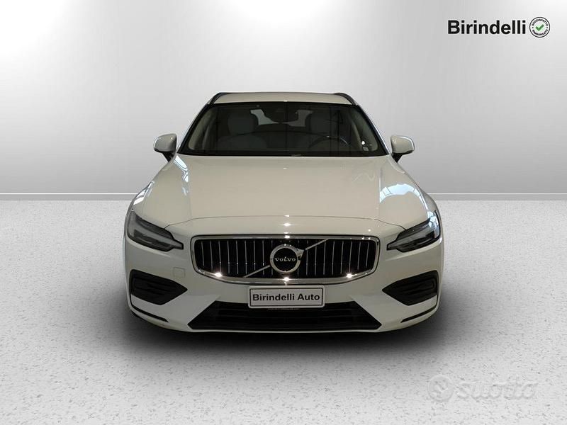 Usata Volvo V60 Business Edition 197 CV (144 kW) 2022 Bianco Station wagon