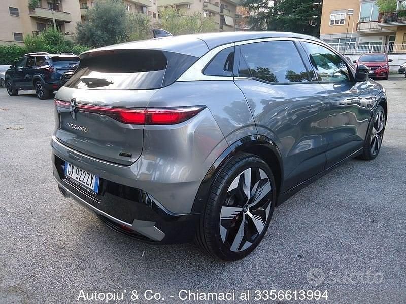 Usata Renault Megane E-Tech Komfort 161 kW (220 CV) 2025 Other SUV