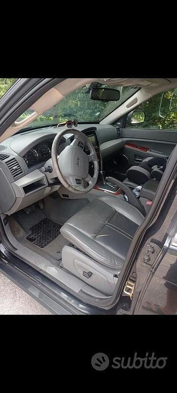 Usata Jeep Cherokee 2006 Nero SUV