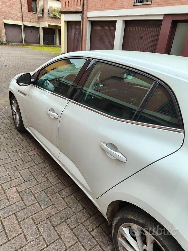 Usata Renault Mégane IV Intens 116 CV (85 kW) 2019 Bianco Berlina