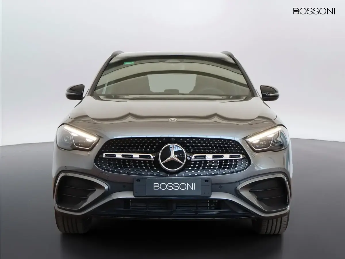 Nuova Mercedes GLA250 AMG line 218 CV (160 kW) 2026 Nero SUV